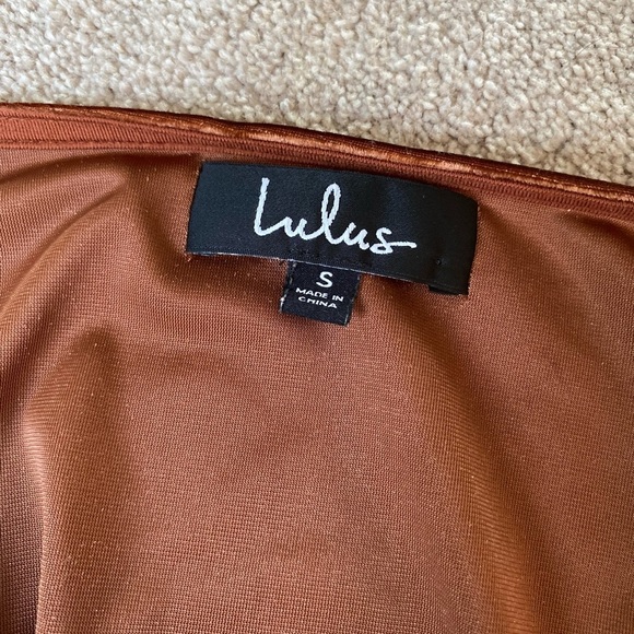 Lulu’s You're Invited Rust Brown Velvet Square Neck Bodysuit Size S - Picture 4 of 6